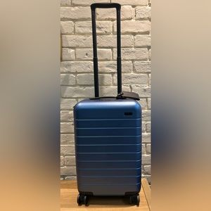 Away- The Standard Carry On in Jewel Blue